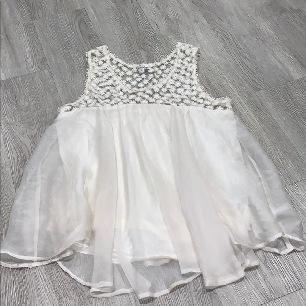 Flowy cream color tank with lace detail